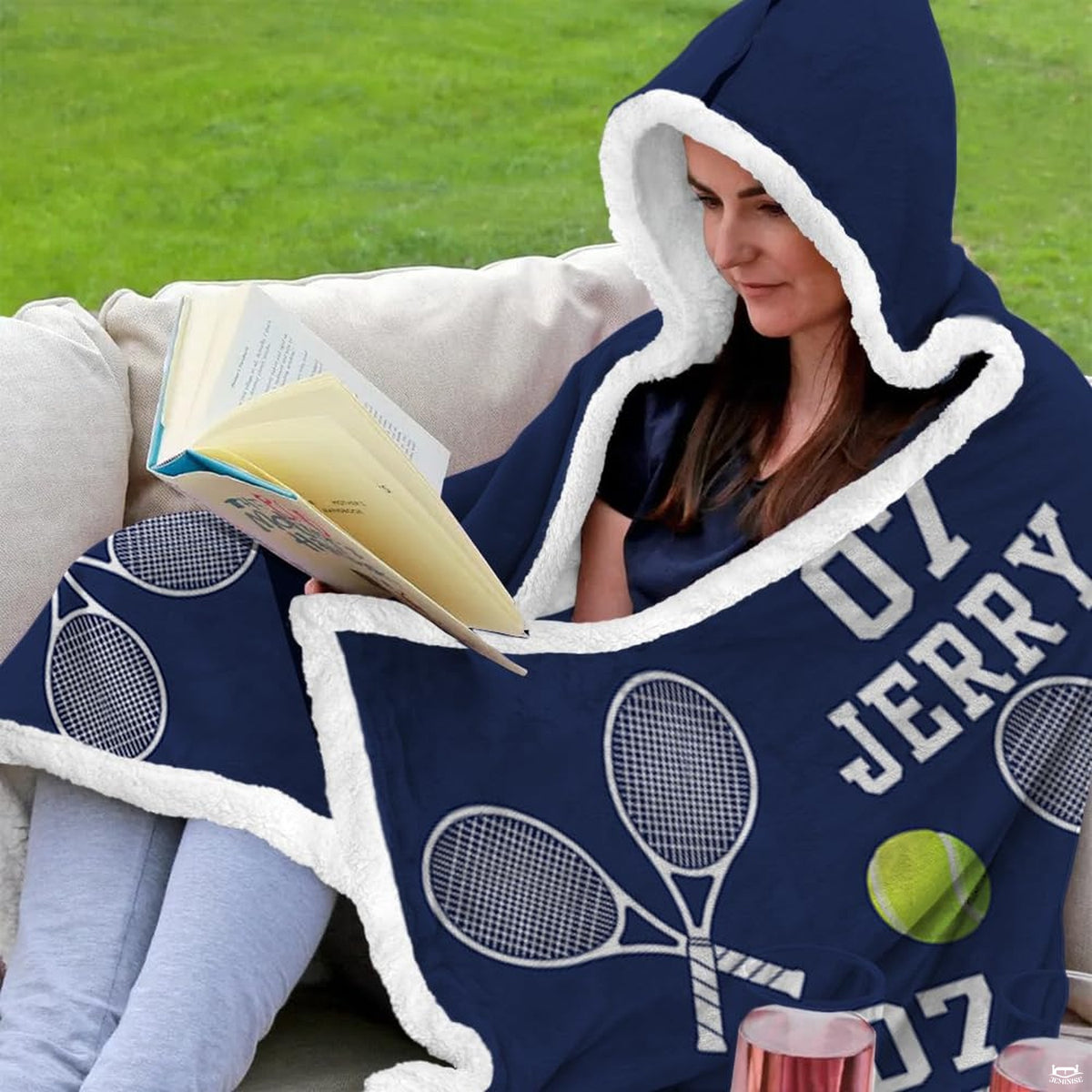 Athletic sports bedroom setting featuring navy blue tennis hooded blanket