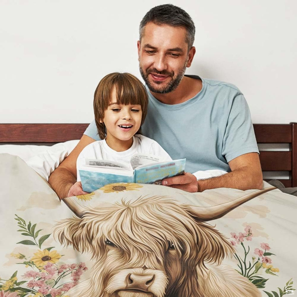 Highland cow bedding set single design displaying watercolor floral wreath and pastoral horned cattle artwork