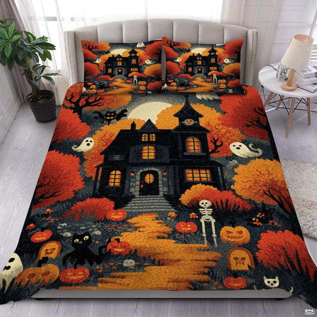 Haunted manor autumn night Halloween bedding with glowing windows - view 1