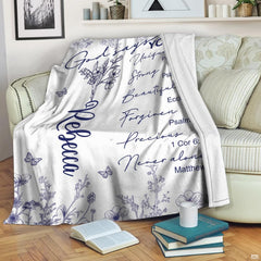 Texture diagram highlighting the plush layers of the decorative throw blanket.