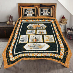 Fall pumpkin bedding featuring rustic pumpkin panels, sunflowers, and autumn harvest artwork.