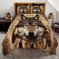 Personalized Wolf Head Framed By Dreamcatcher Comforter