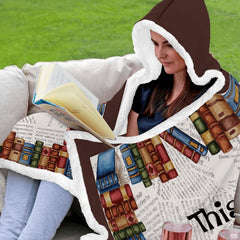 Perspective view showing drape and finished hem on the vintage bookshelf throw blanket