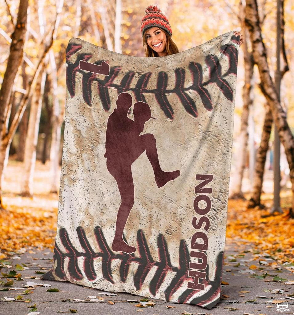 Custom Name Catcher Batter Baseball Baseball Throw, Baseball Blanket Gift Baseball Bedding Gift for Adult, Christmas New Years Gift for Baseball Player, Pitcher Gift (Baseball Design 21)