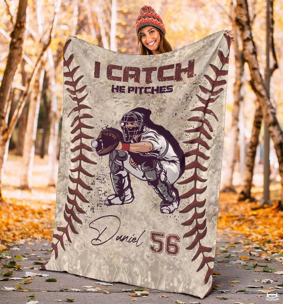 Custom Name Catcher Batter Baseball Baseball Throw, Baseball Blanket Gift Baseball Bedding Gift for Adult, Christmas New Years Gift for Baseball Player, Pitcher Gift (Baseball Design 17)