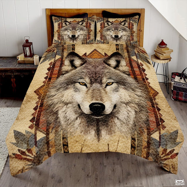 Personalized Southwestern Wolf Head with Geometric Patterns Comforter