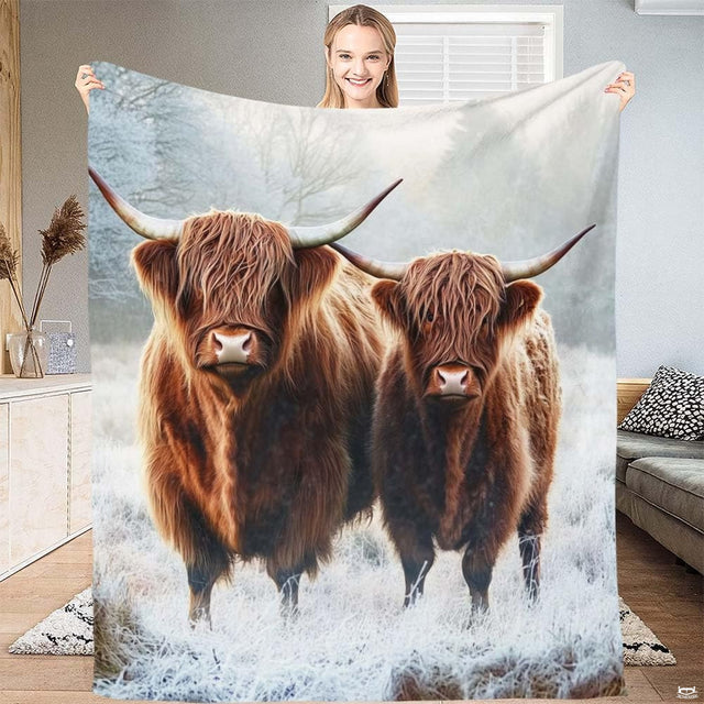 Rustic scottish highland cow bedding featuring detailed pastoral cattle artwork in winter.