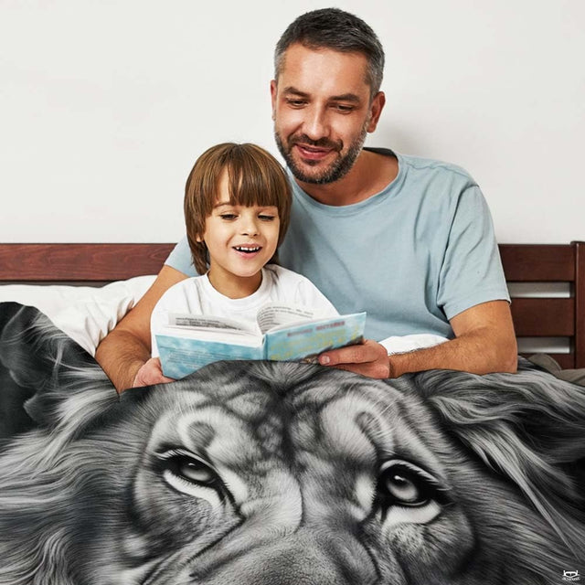 Detailed close-up of a dramatic black white lion picture motif with intricate silver and charcoal fur styling.