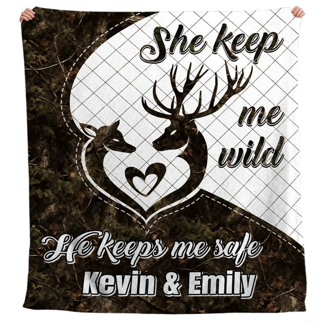 Personalized Deer Silhouettes Forming Heart Outline Comforter