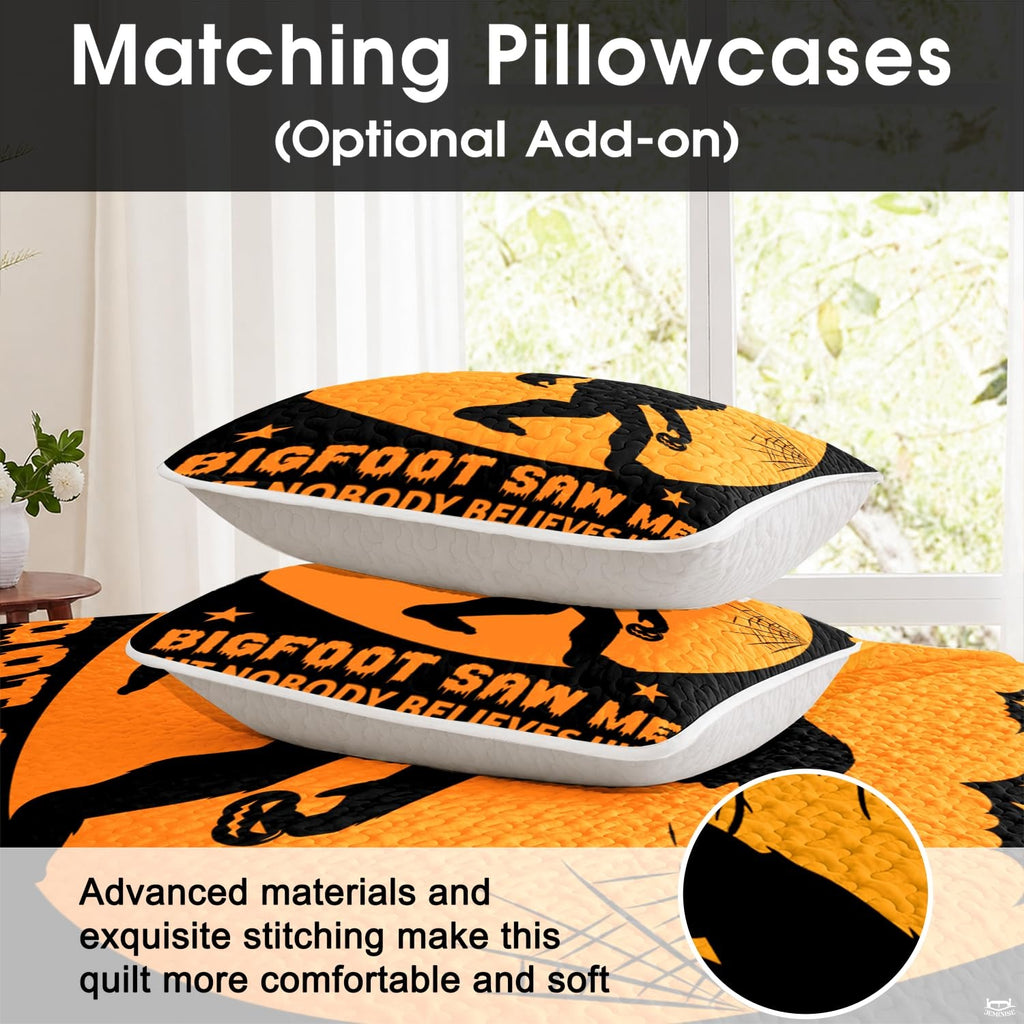 Halloween bed covers aesthetic layout highlighting high contrast black and orange decorative artwork.