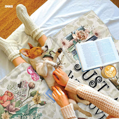 Jeminise Customized Reading Blanket for Book Lovers, Personalized Daughter Gift