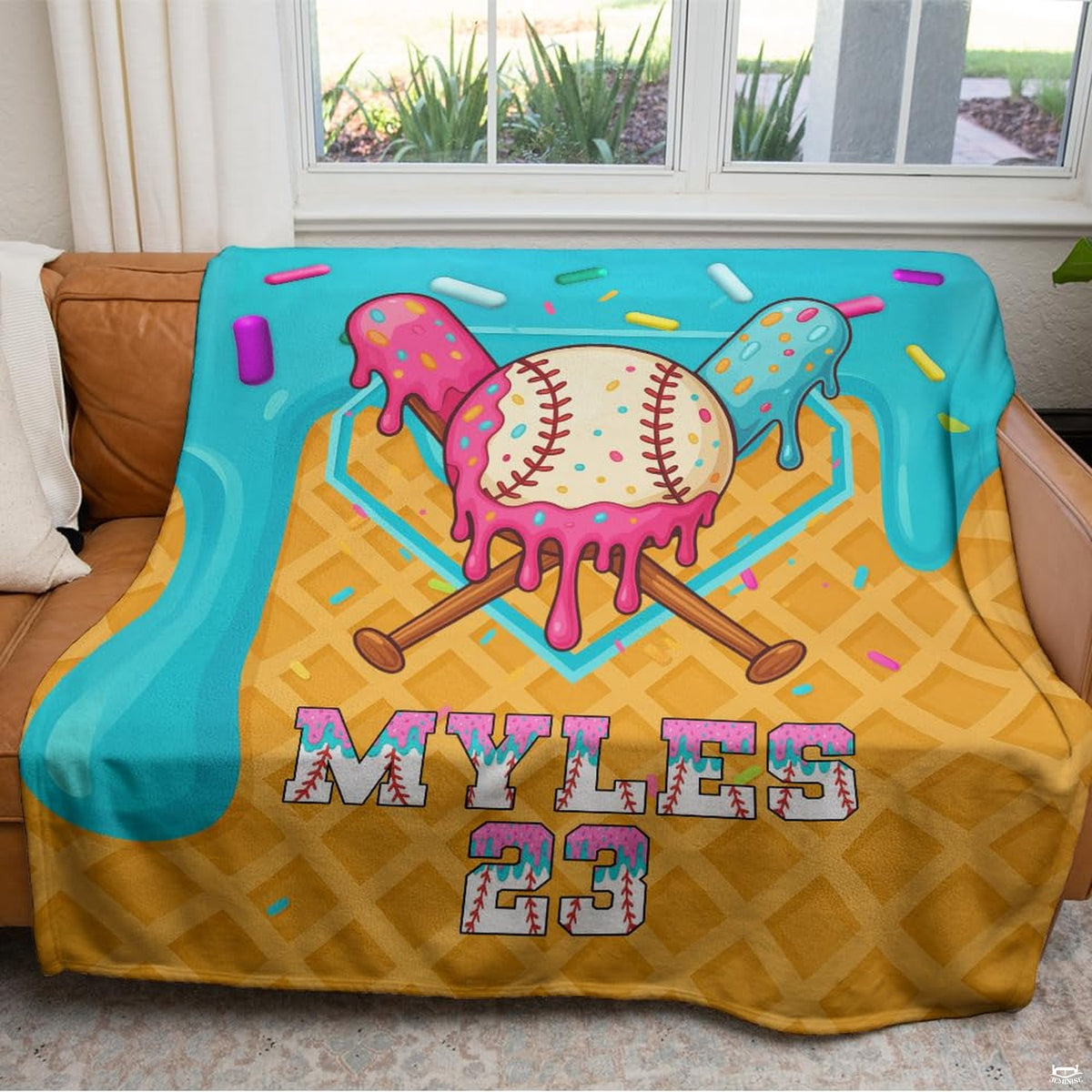 Close view of folded edge on baseball confectionery blanket