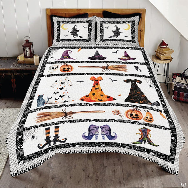 Halloween witch themed bedding set showcasing flying witches, jack-o'-lanterns, and spooky artwork.