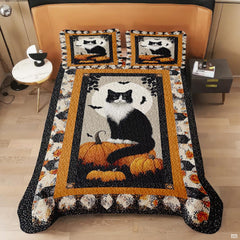 Side angle of black cat bedding set showing full print coverage and decorative harvest border tiles on bed.