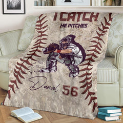 Custom Name Catcher Batter Baseball Baseball Throw, Baseball Blanket Gift Baseball Bedding Gift for Adult, Christmas New Years Gift for Baseball Player, Pitcher Gift (Baseball Design 17)