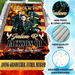 Feature diagram calling out durable waterproof vinyl material and outdoor weather resistance