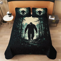 Full lifestyle bedroom display of sunset Bigfoot bedding styled with coordinating rustic room decor